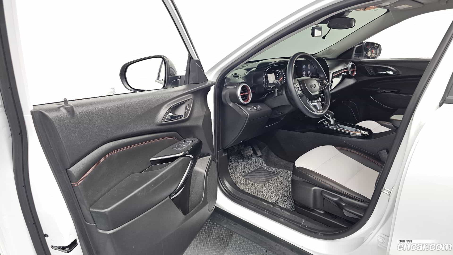Trax Chevrolet 2025.3-INNER-010