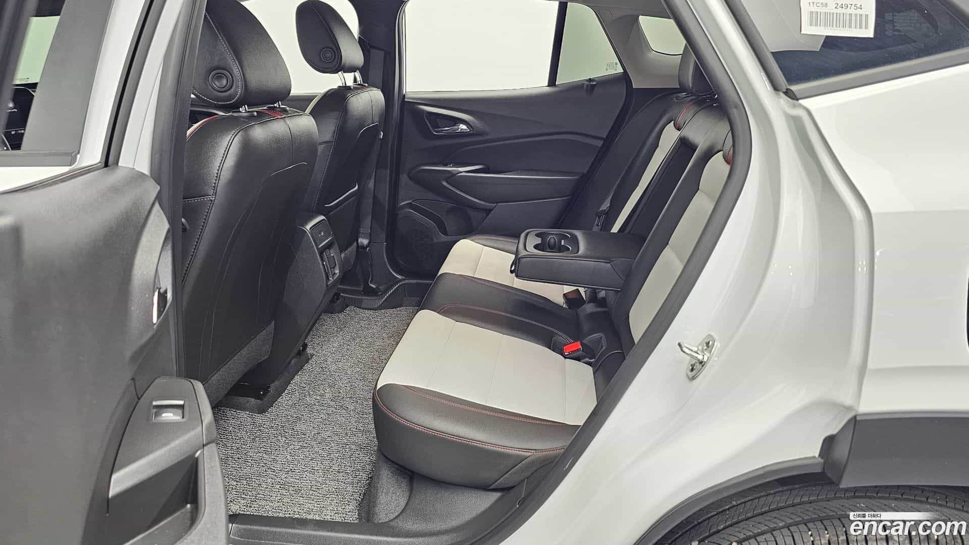 Trax Chevrolet 2025.3-OPTION-015
