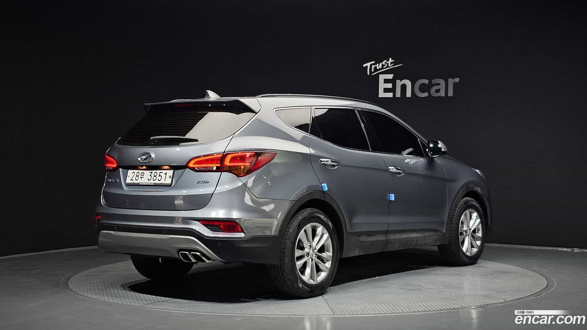 Santafe Hyundai 2017.6-OUTER-002