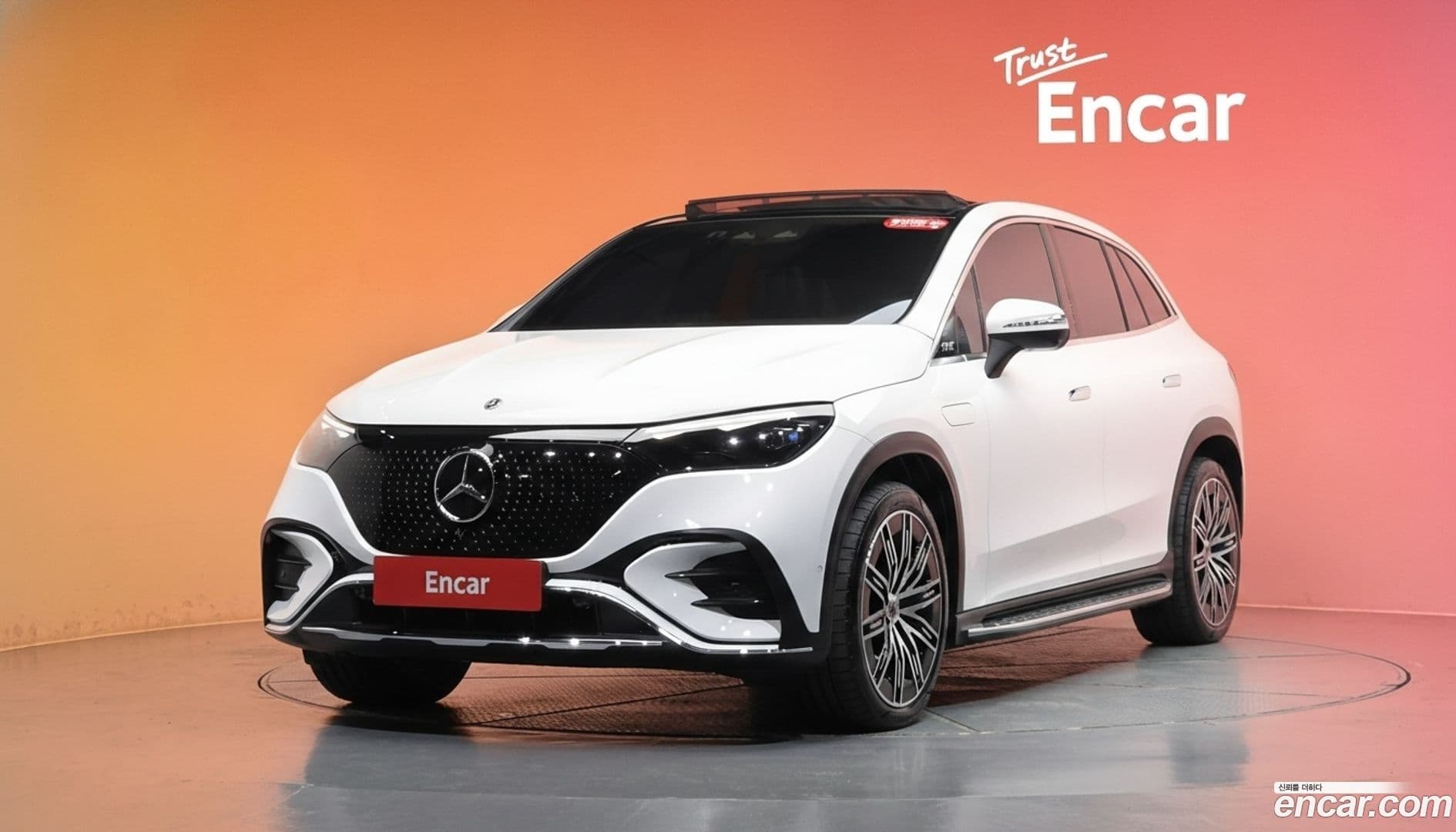 Main__Slider__Photo:EQE Mercedes-Benz 2023.11-0