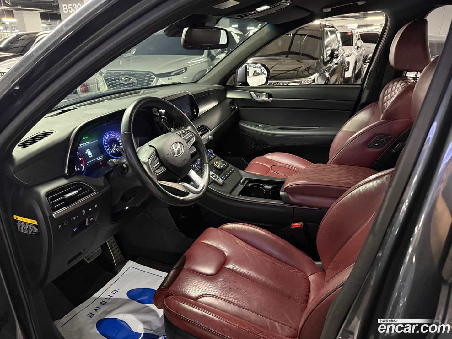 Palisade Hyundai 2019.1-INNER-009