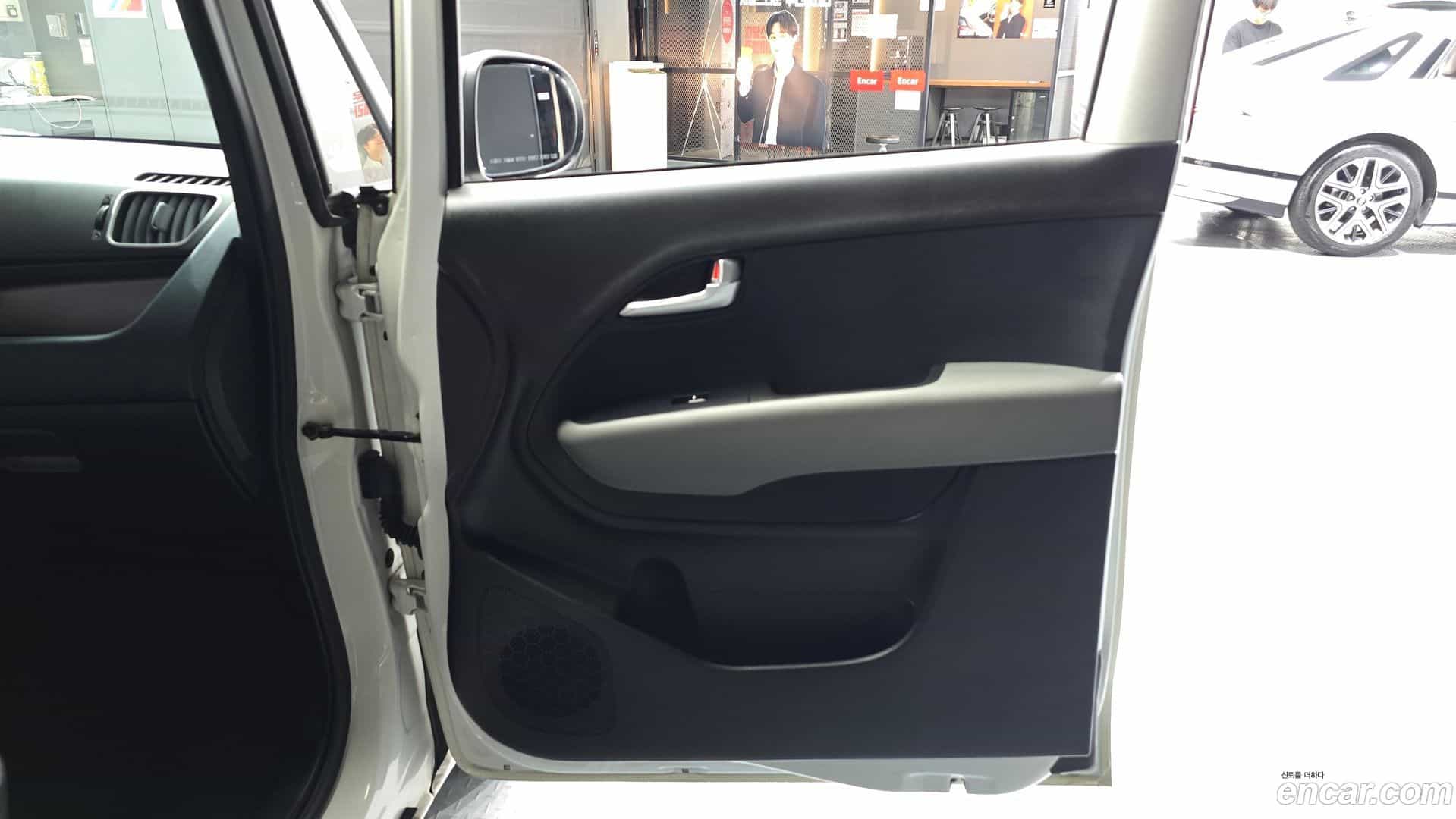 RAY Kia 2021.4-INNER-035