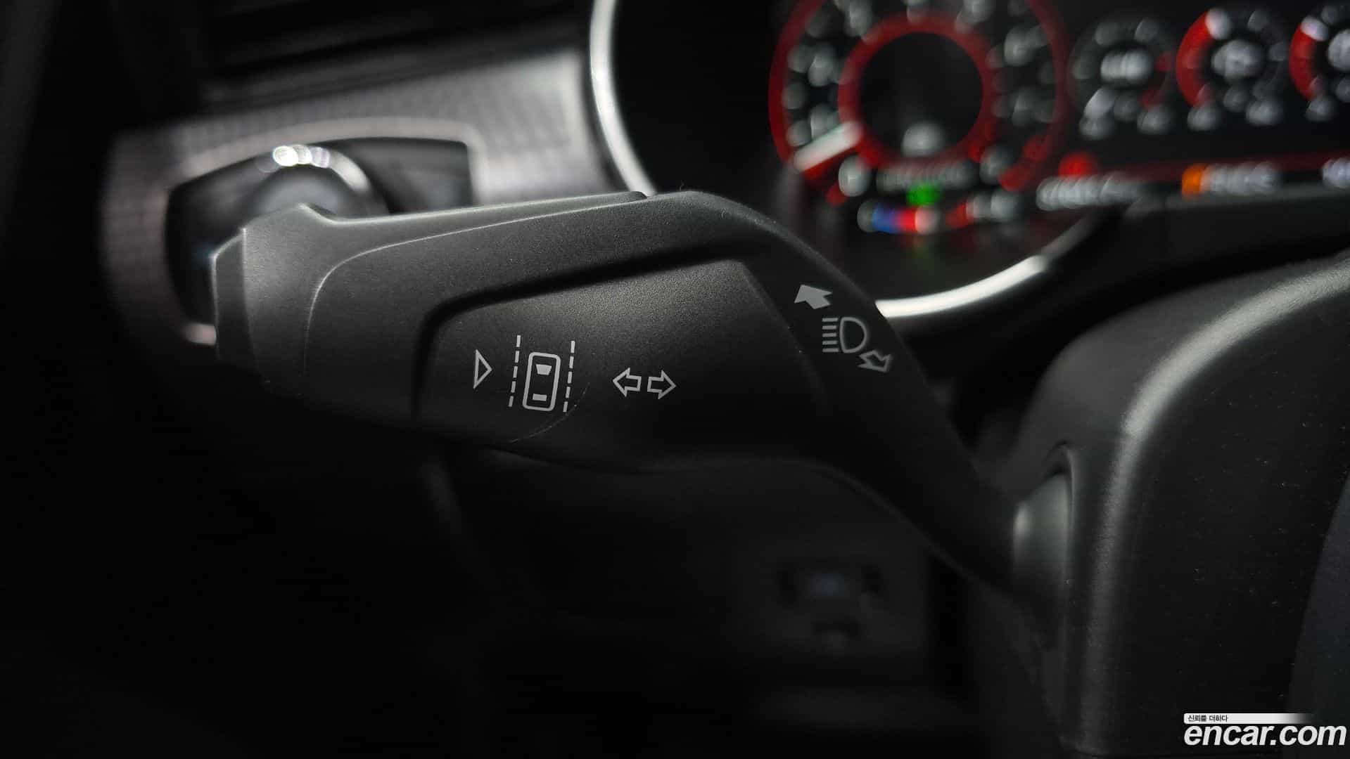 Mustang Ford 2020.11-OPTION-040