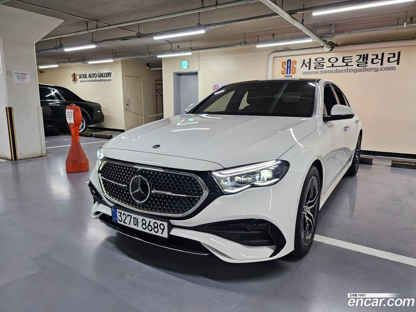 Main__Slider__Photo:E-Class Mercedes-Benz 2025.11-0