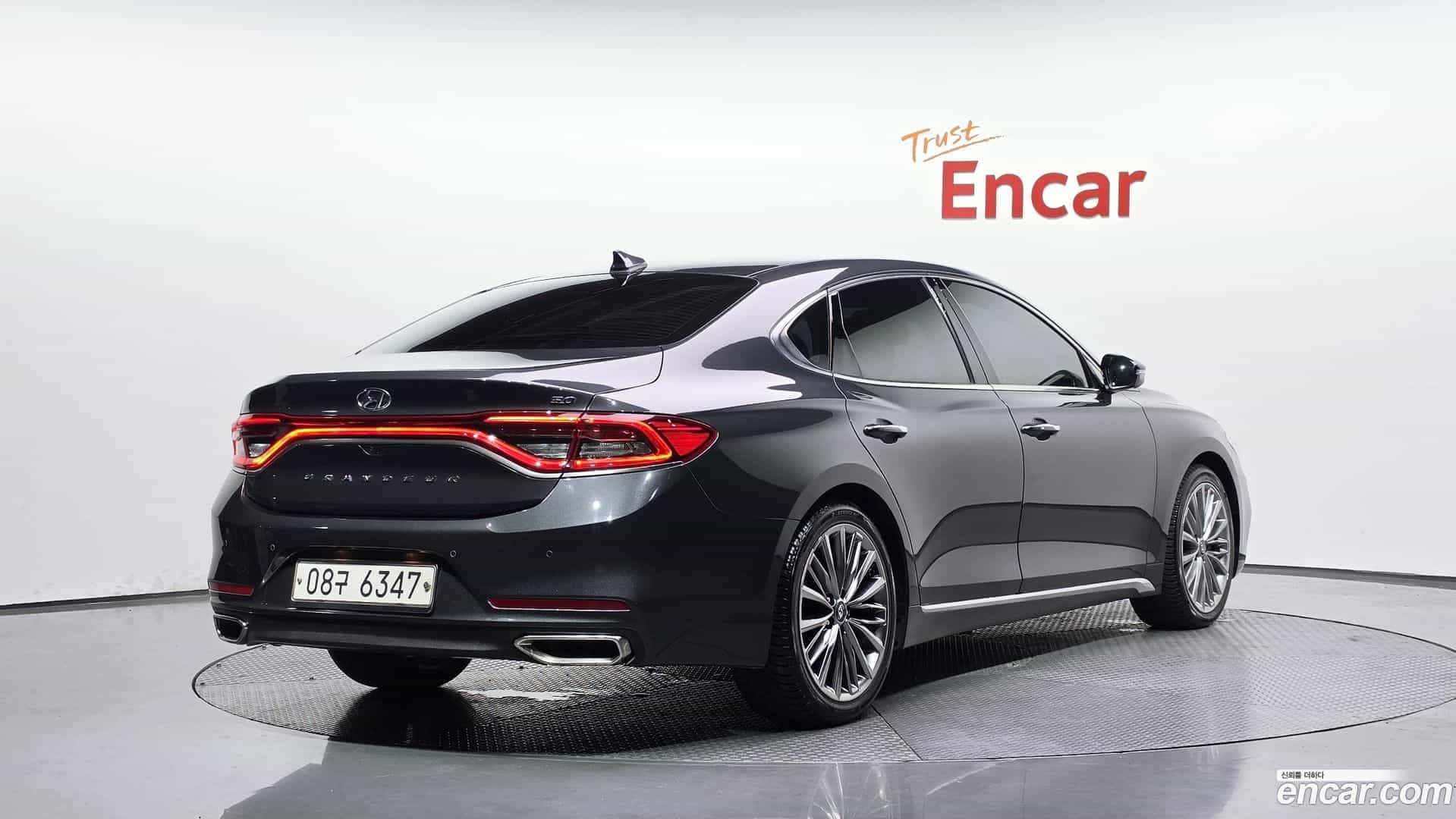 Grandeur Hyundai 2017.3-OUTER-002