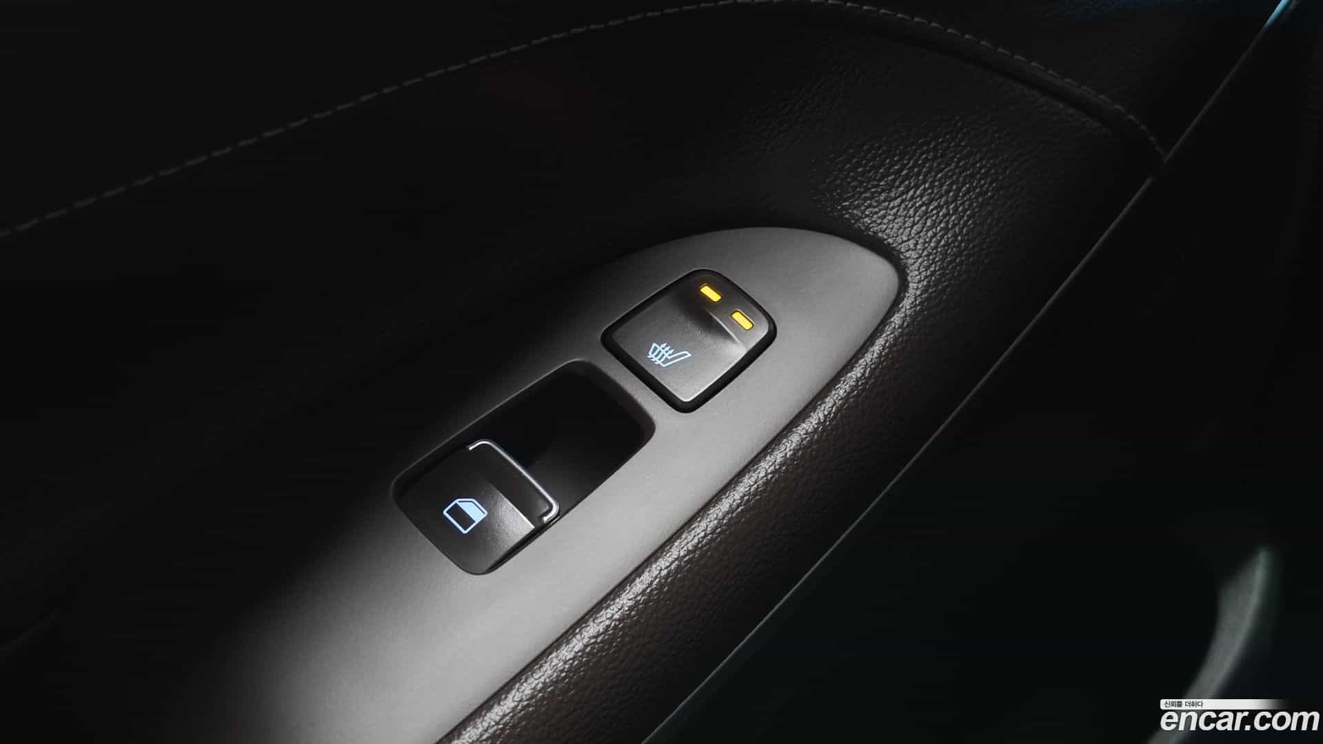 Grandeur Hyundai 2017.3-OPTION-024