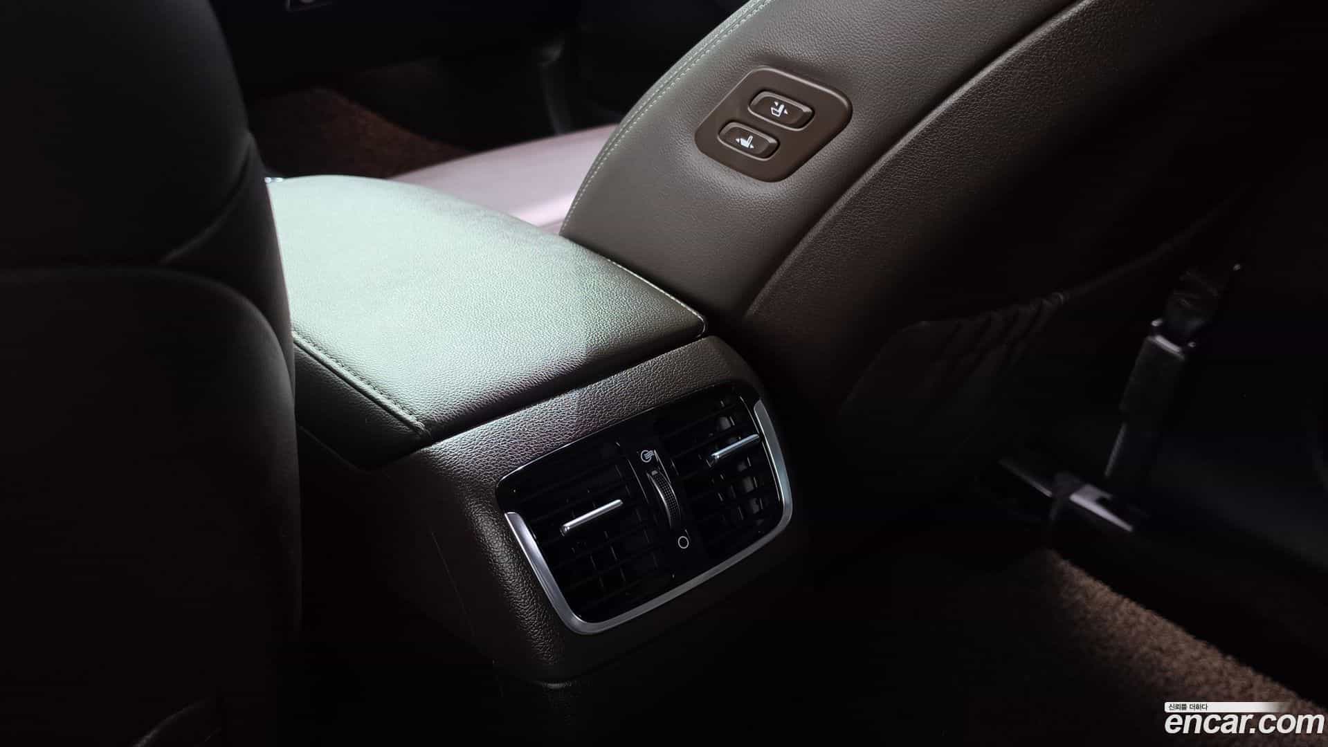 Grandeur Hyundai 2017.3-OPTION-046