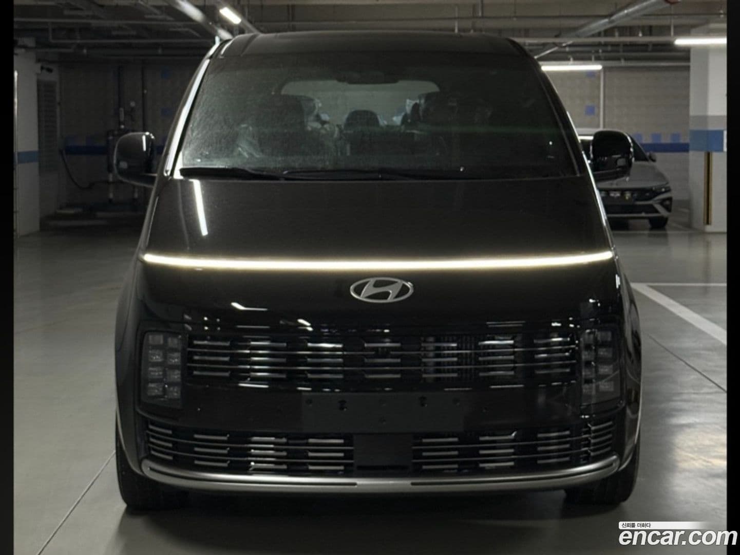Main__Slider__Photo:Staria Hyundai 2024.4-0
