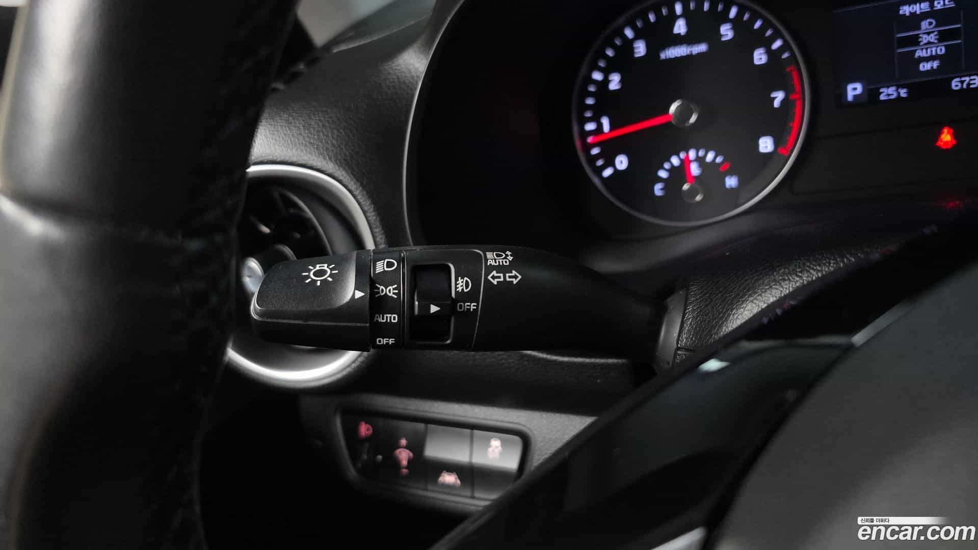 K3 Kia 2020.0-OPTION-023