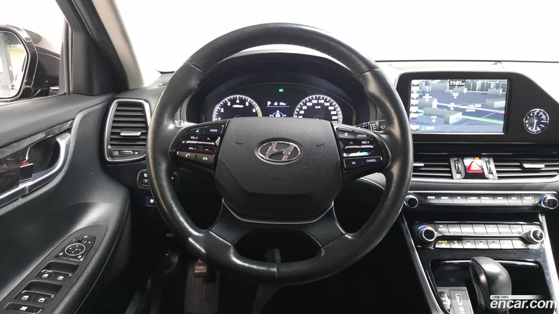 Grandeur Hyundai 2019.8-OPTION-016