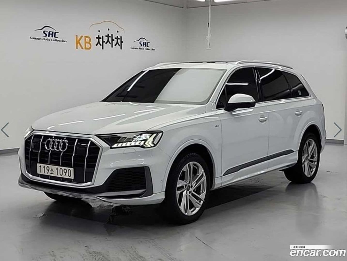 Main__Slider__Photo:Q7 Audi 2021.0-0