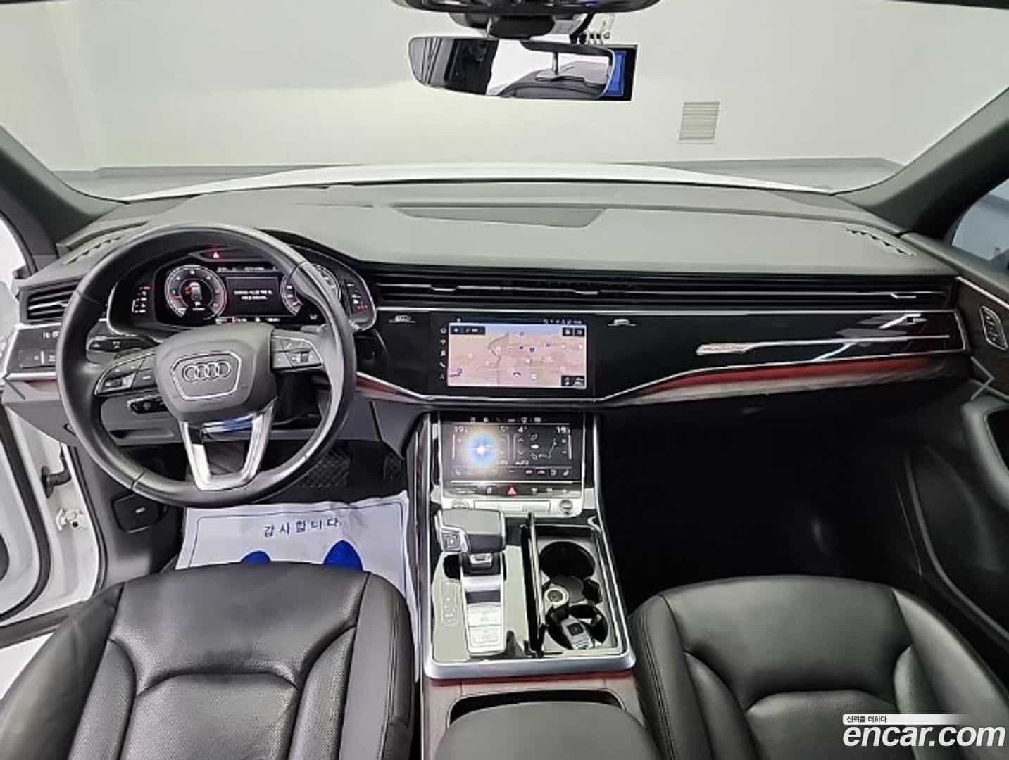 Q7 Audi 2021.0-INNER-007
