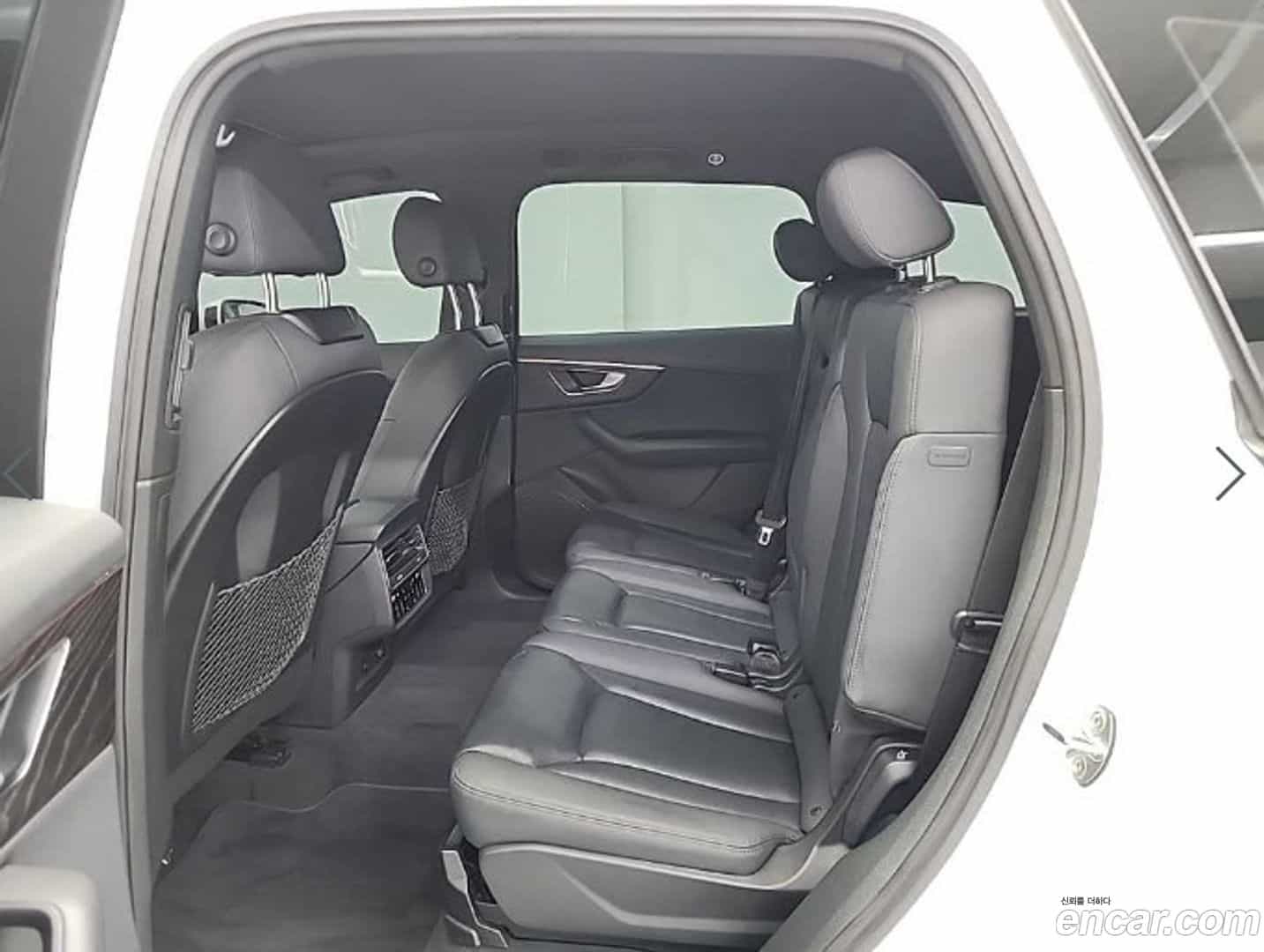 Q7 Audi 2021.0-OPTION-016