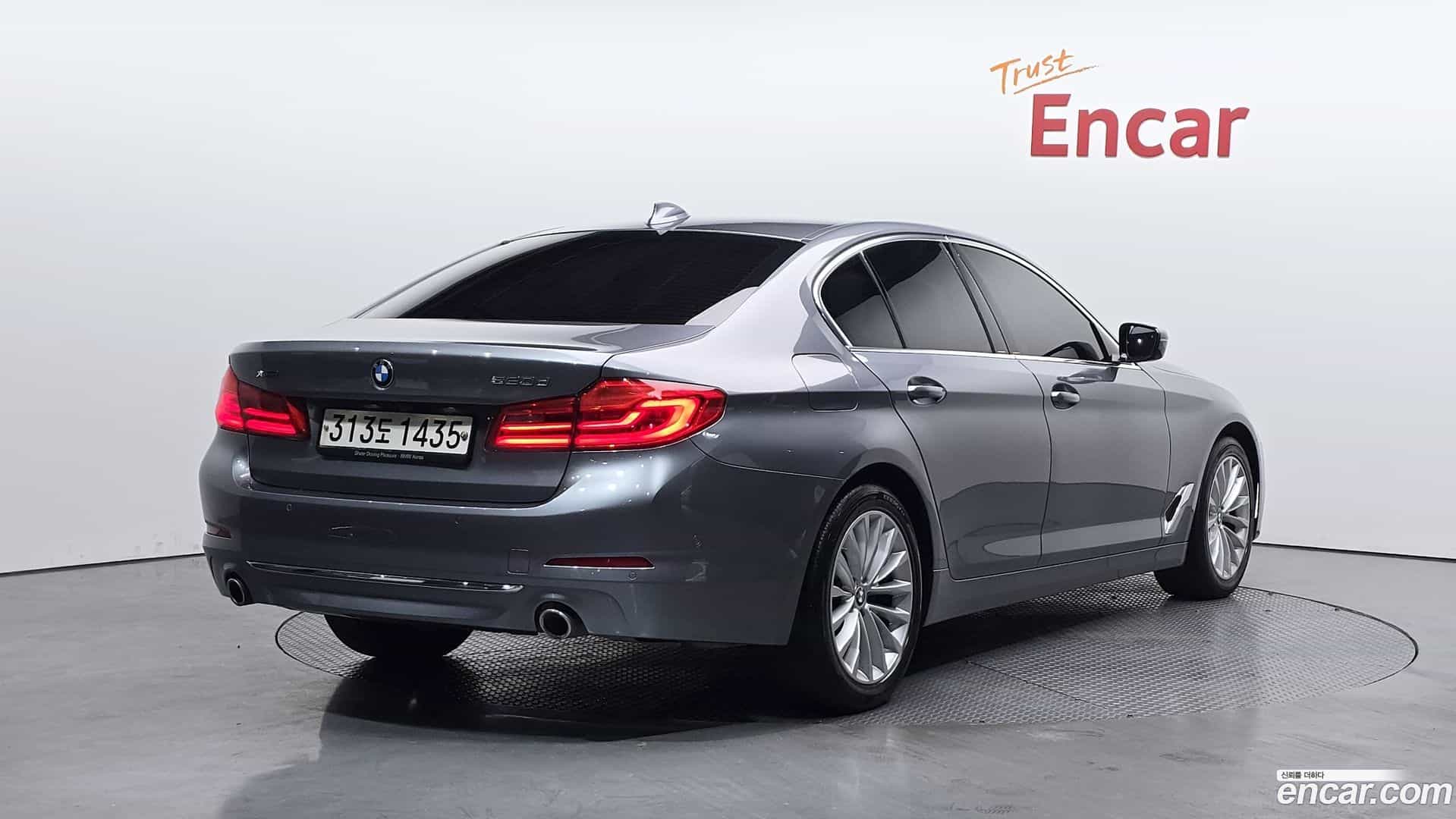 5-Series BMW 2019.8-OUTER-002