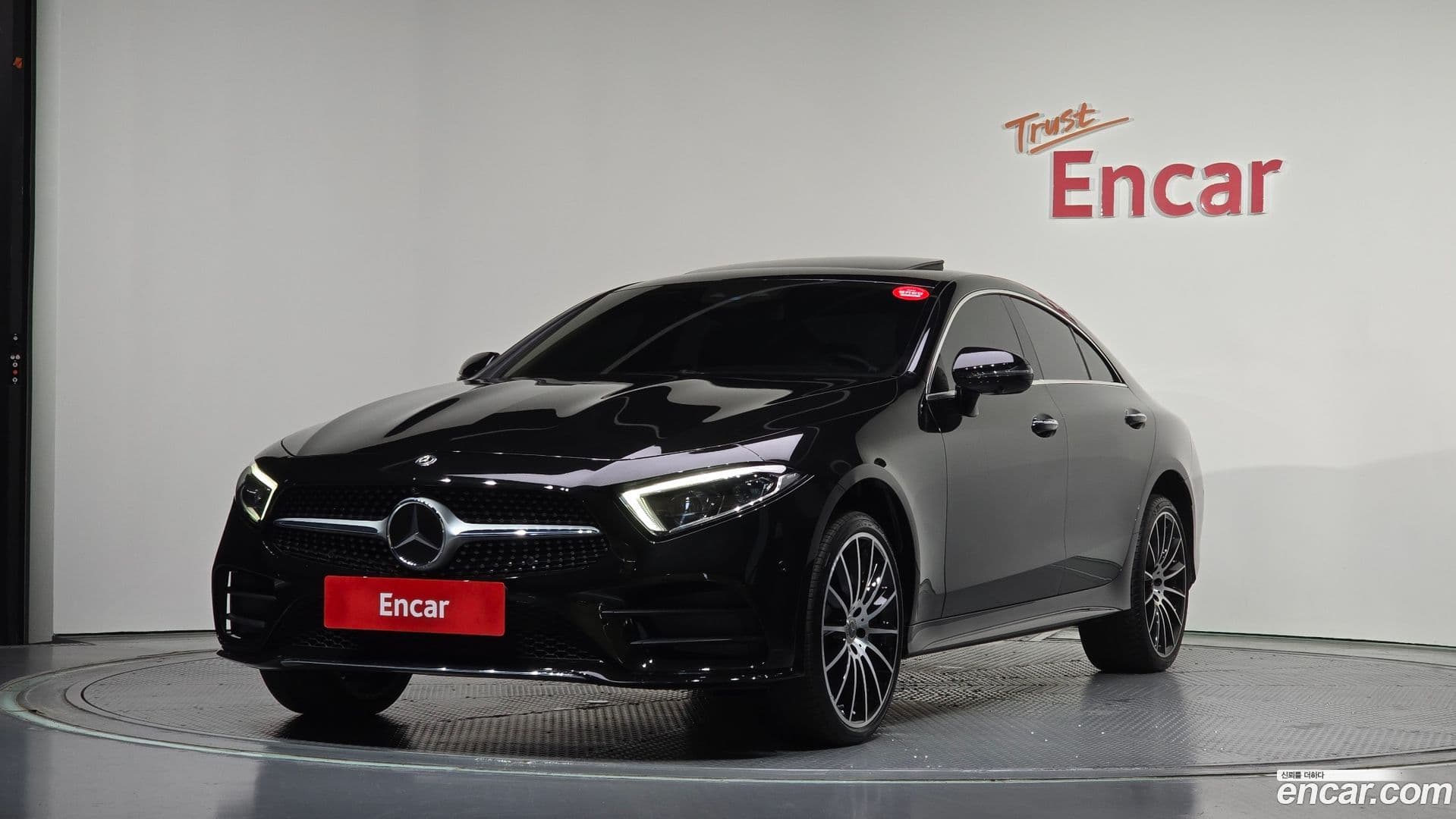 Main__Slider__Photo:CLS-Class Mercedes-Benz 2020.6-0