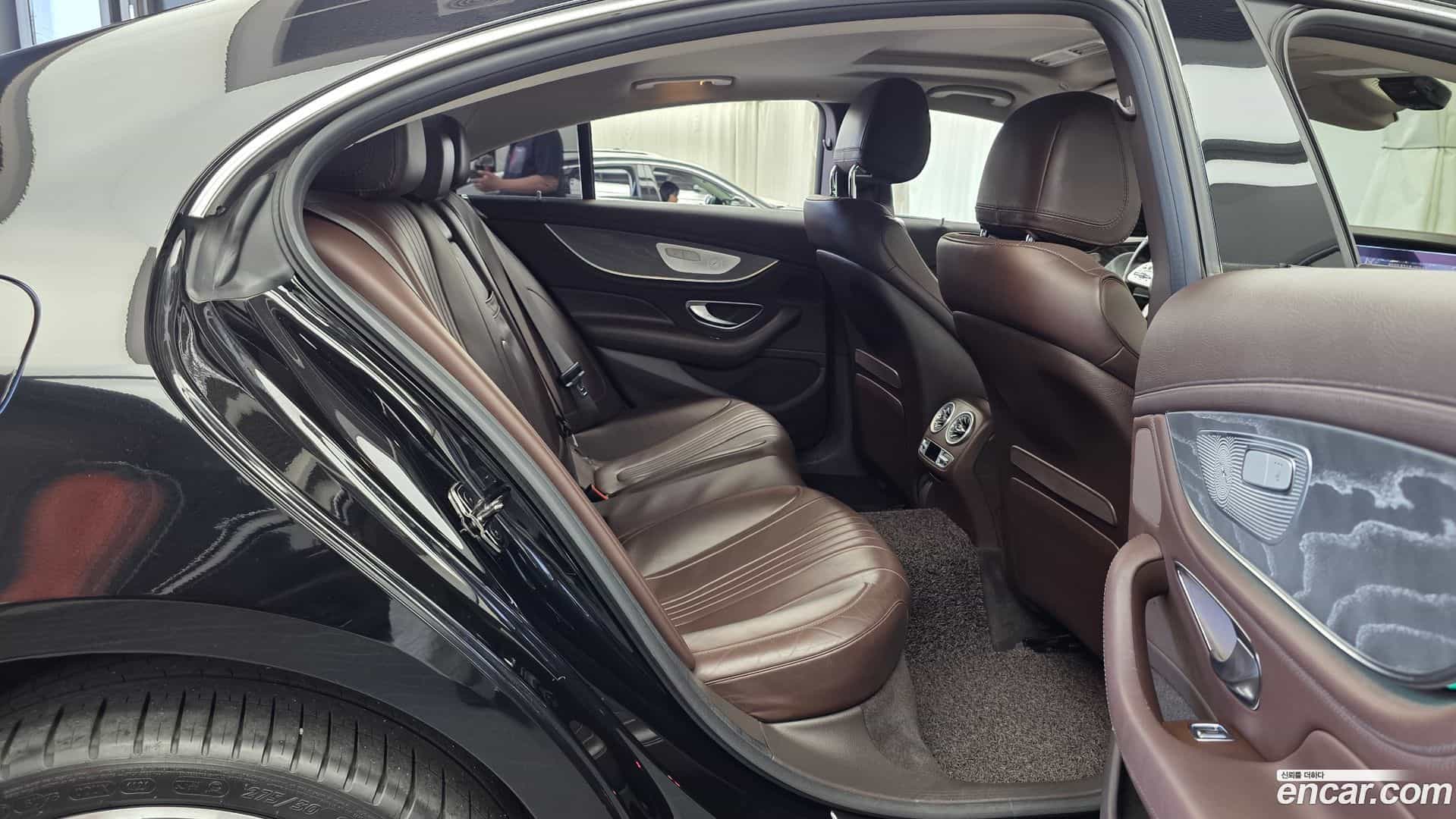 CLS-Class Mercedes-Benz 2020.6-OPTION-016