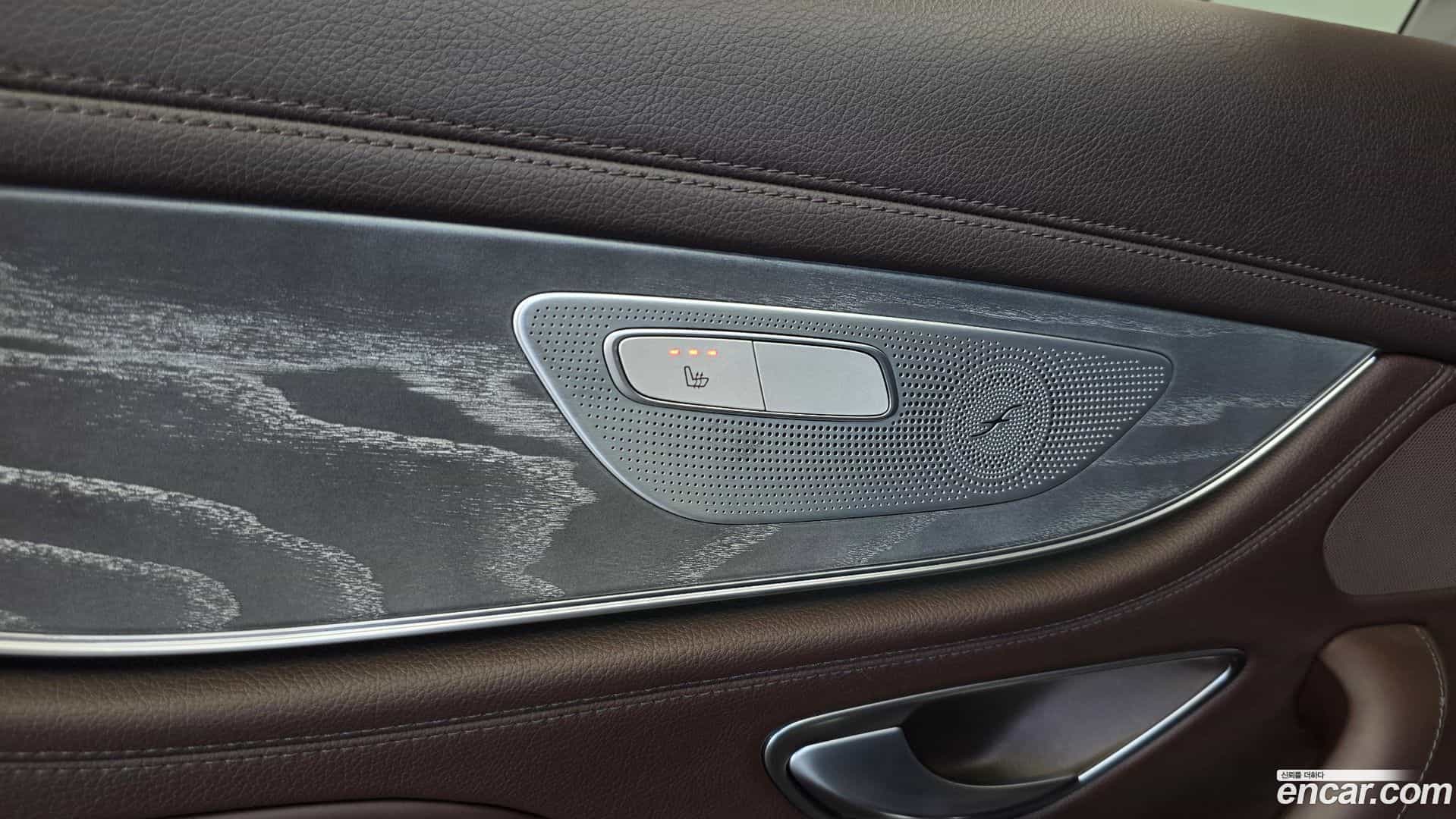 CLS-Class Mercedes-Benz 2020.6-OPTION-023