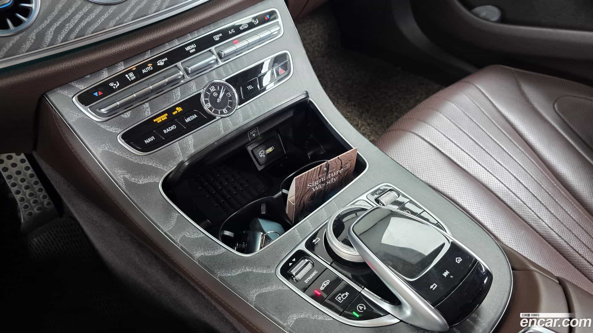 CLS-Class Mercedes-Benz 2020.6-OPTION-040