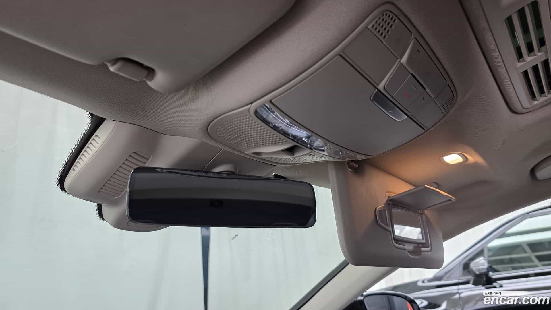 CLS-Class Mercedes-Benz 2020.6-OPTION-041