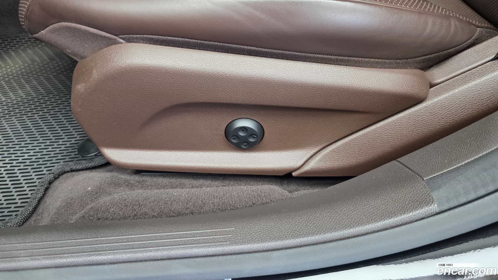CLS-Class Mercedes-Benz 2020.6-OPTION-044
