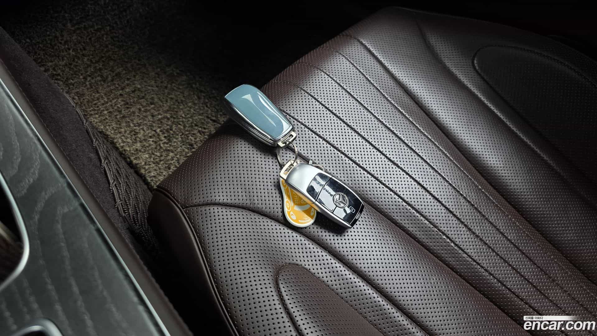 CLS-Class Mercedes-Benz 2020.6-OPTION-049