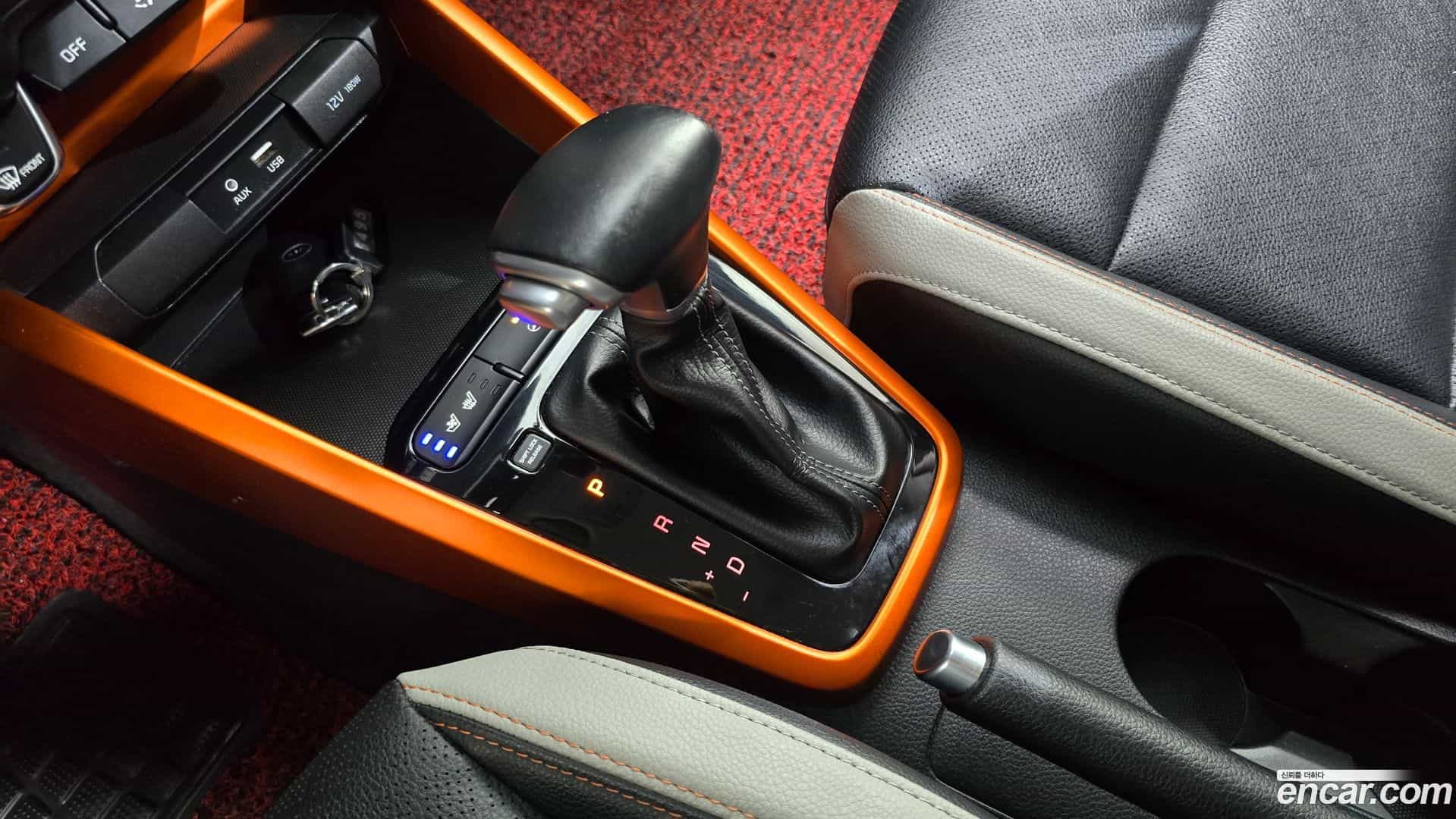 Stonic Kia 2018.10-INNER-009