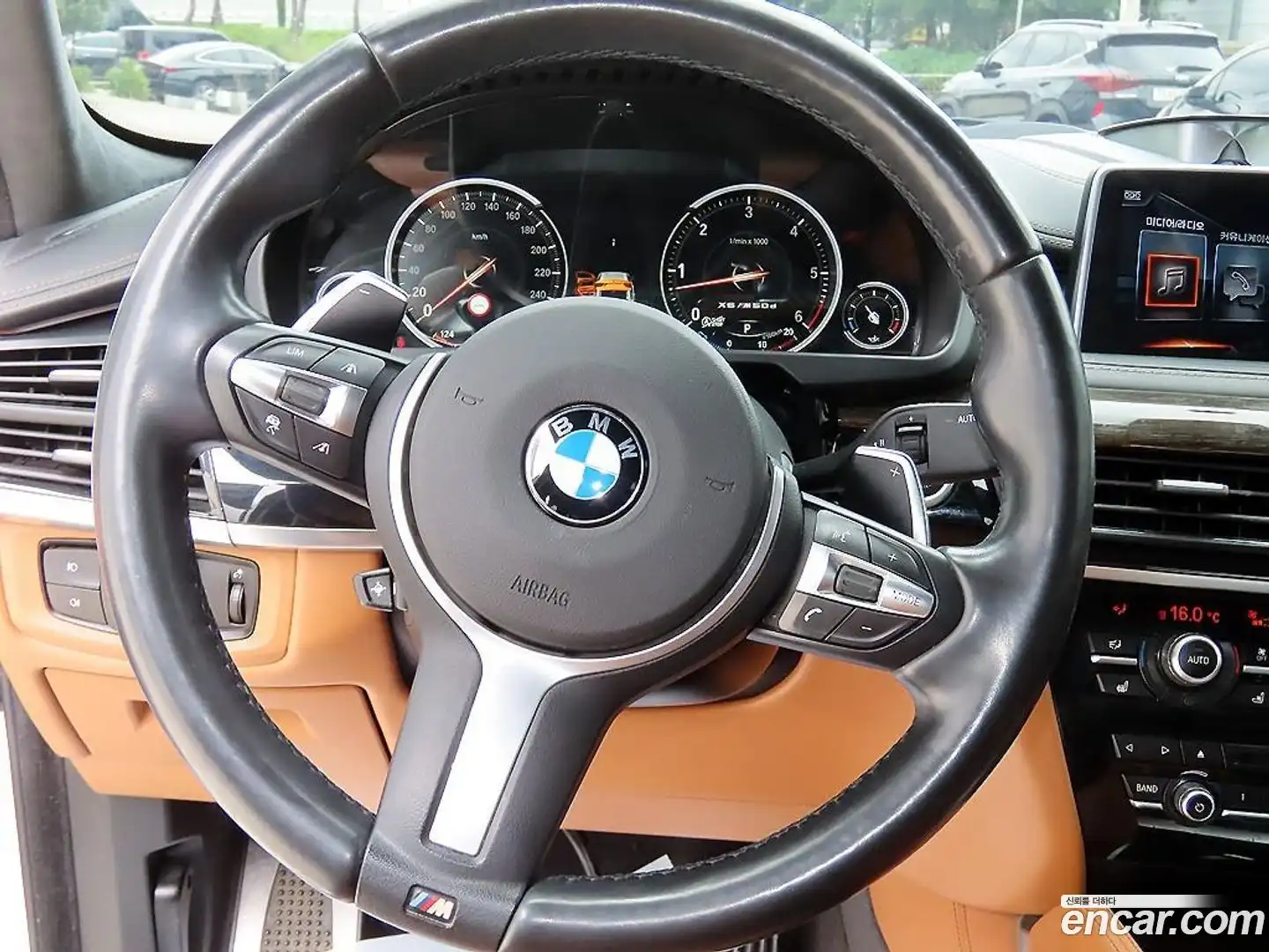 X6 BMW 2017.5-INNER-009