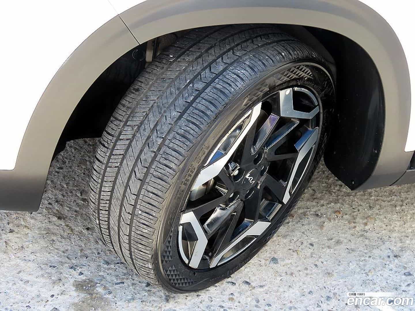 Seltos Kia 2023.3-OPTION-024