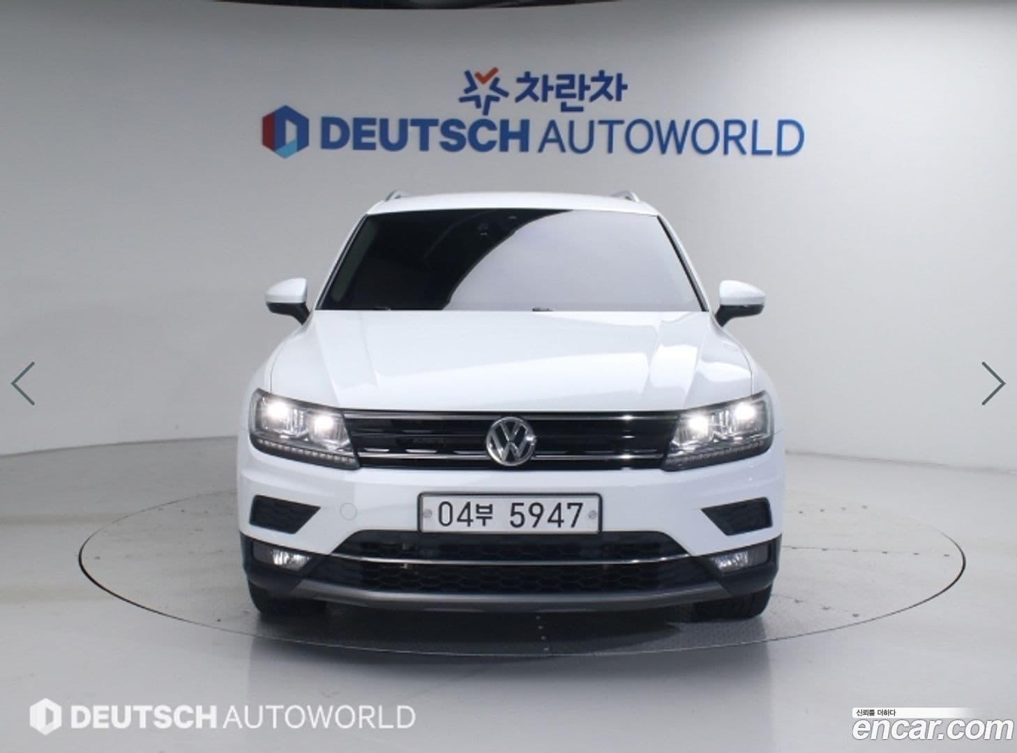 Main__Slider__Photo:Tiguan Volkswagen 2018.5-0