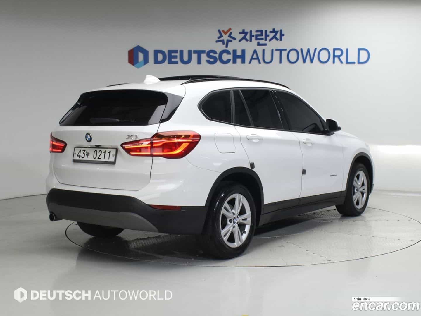X1 BMW 2016.10-OUTER-002