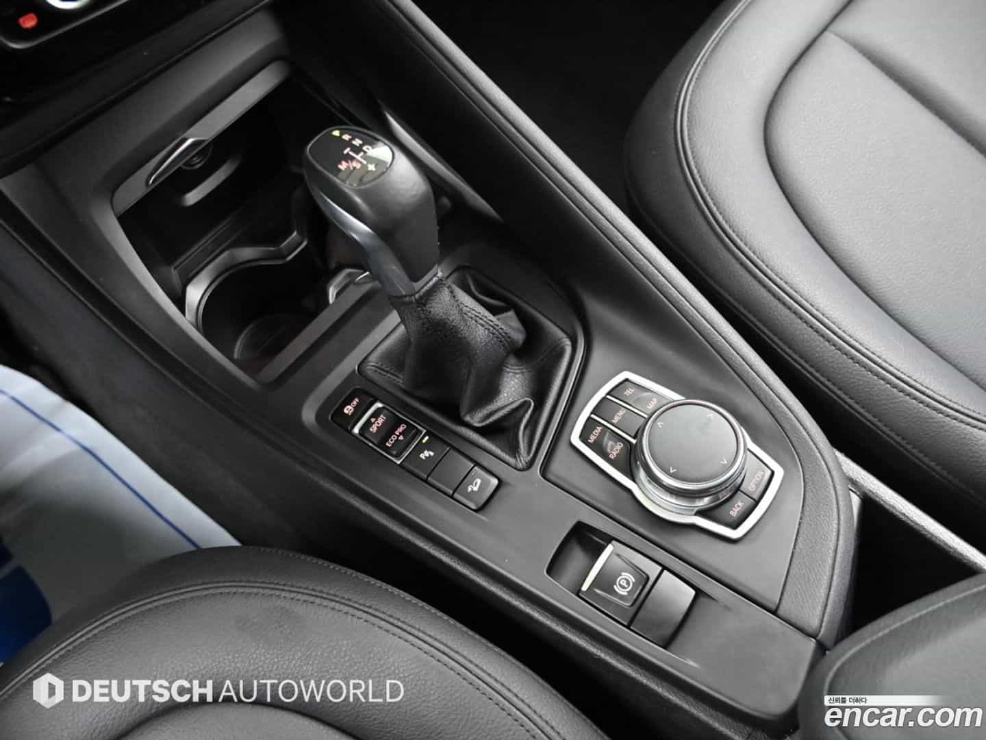 X1 BMW 2016.10-INNER-009