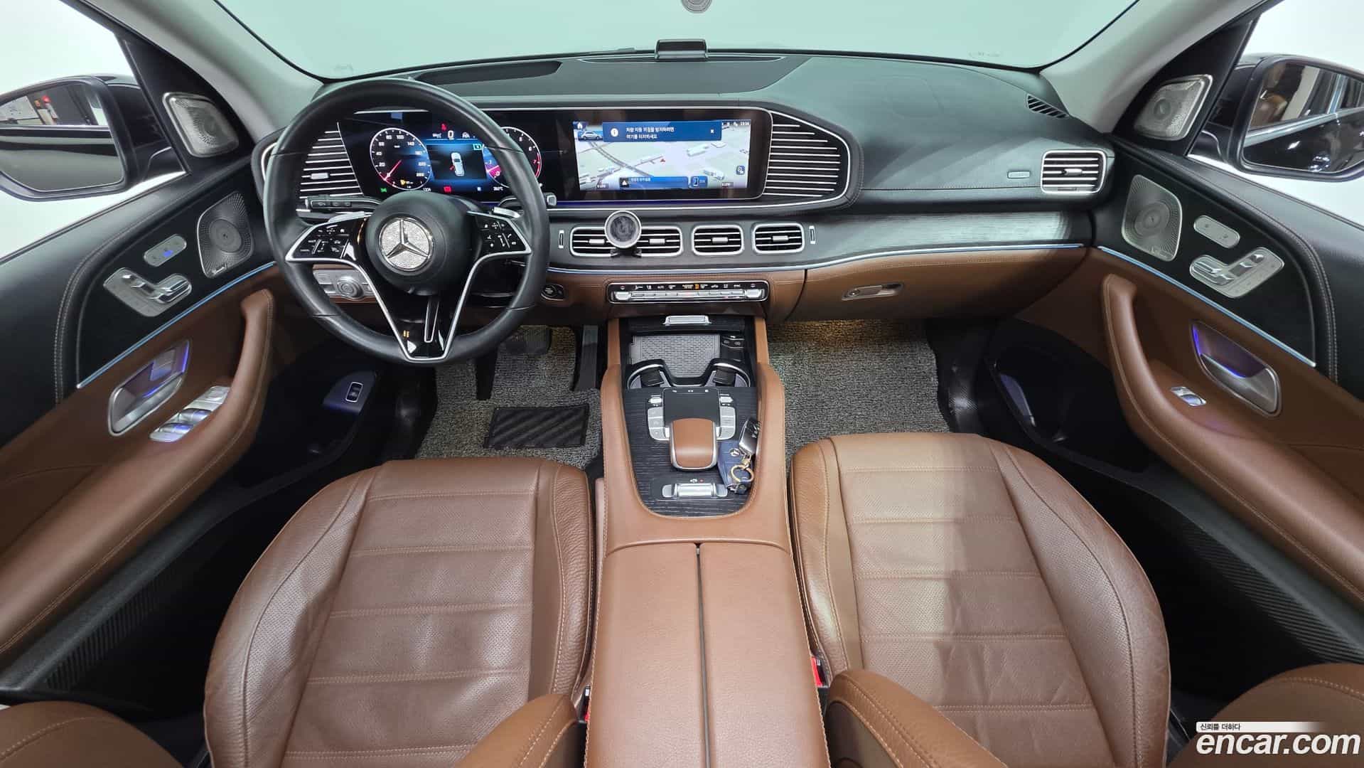 GLE-Class Mercedes-Benz 2024.0-INNER-007