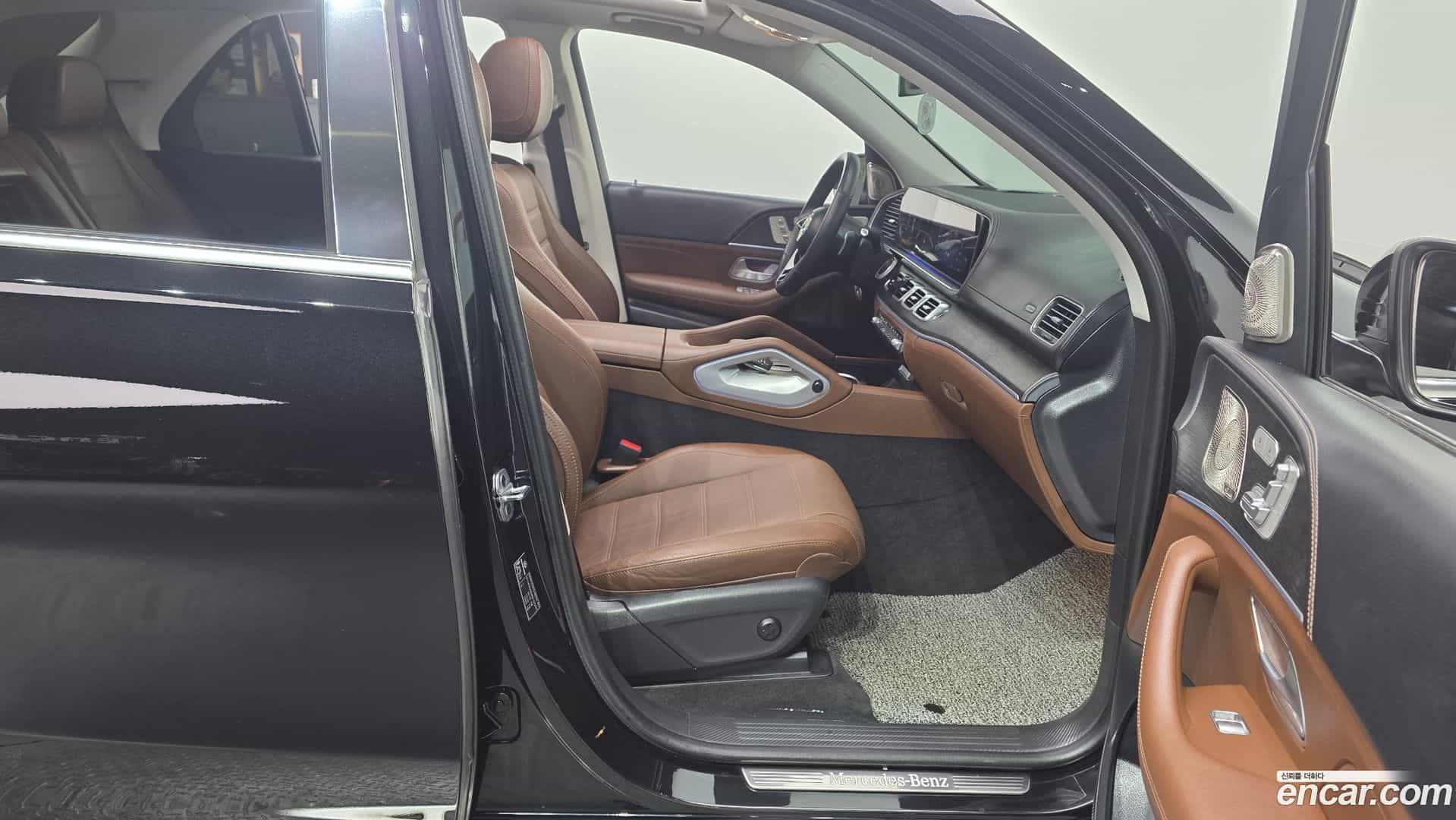 GLE-Class Mercedes-Benz 2024.0-OPTION-015