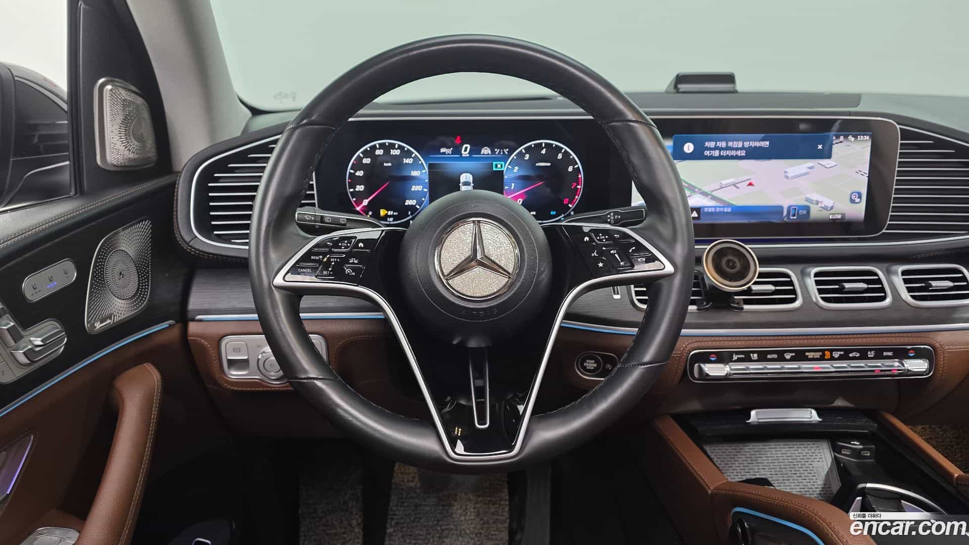 GLE-Class Mercedes-Benz 2024.0-OPTION-017