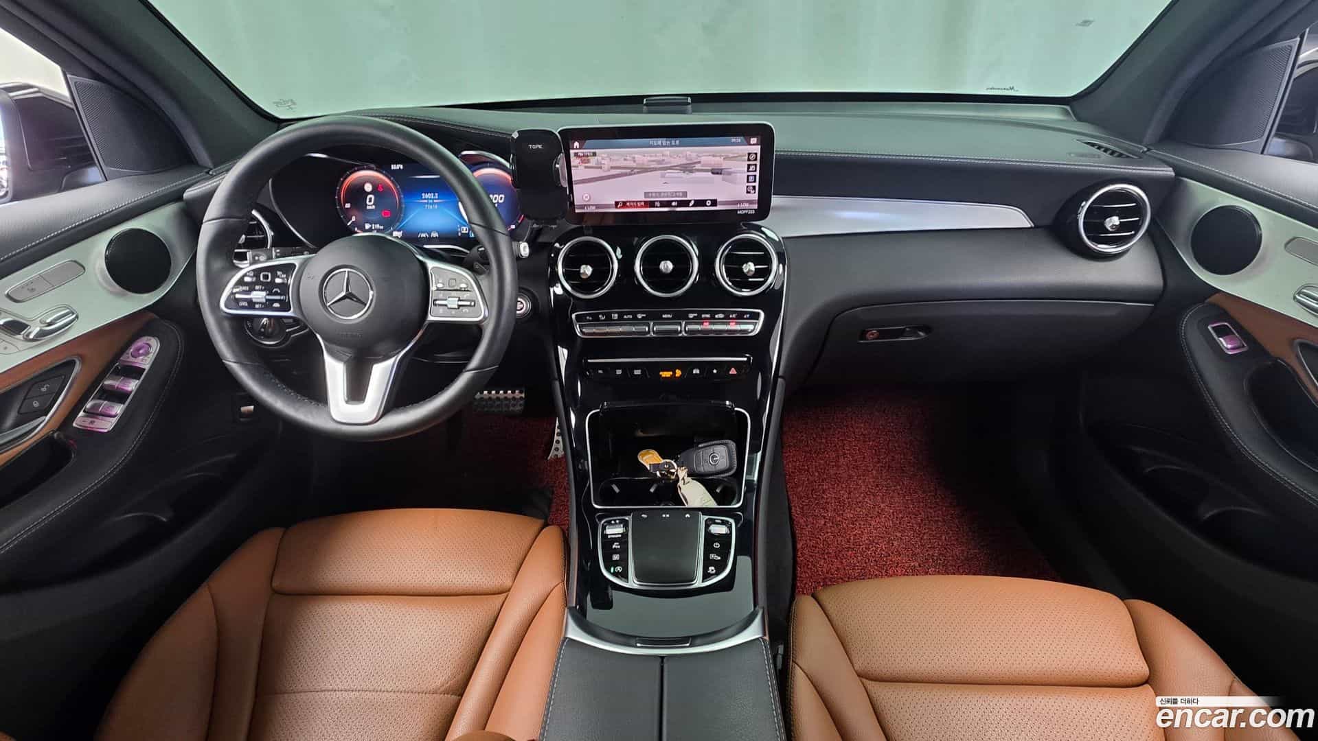 GLC-Class Mercedes-Benz 2021.3-INNER-007