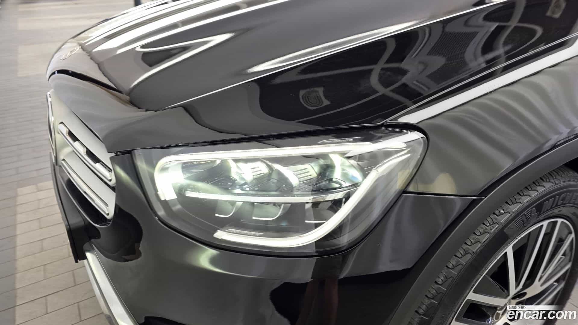 GLC-Class Mercedes-Benz 2021.3-OUTER-032