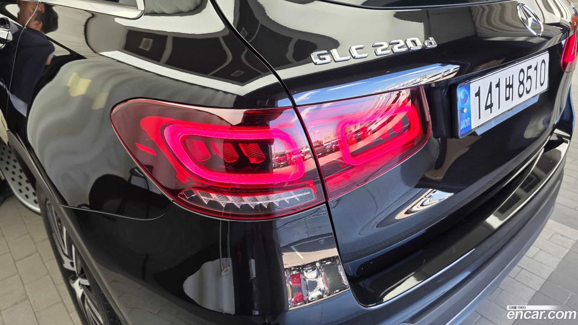 GLC-Class Mercedes-Benz 2021.3-OUTER-033