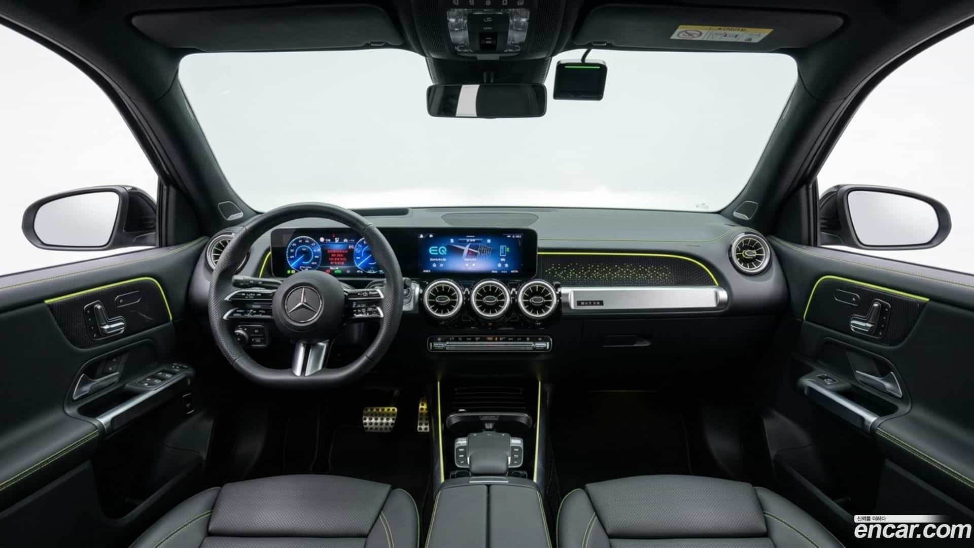 EQB Mercedes-Benz 2025.7-OPTION-016