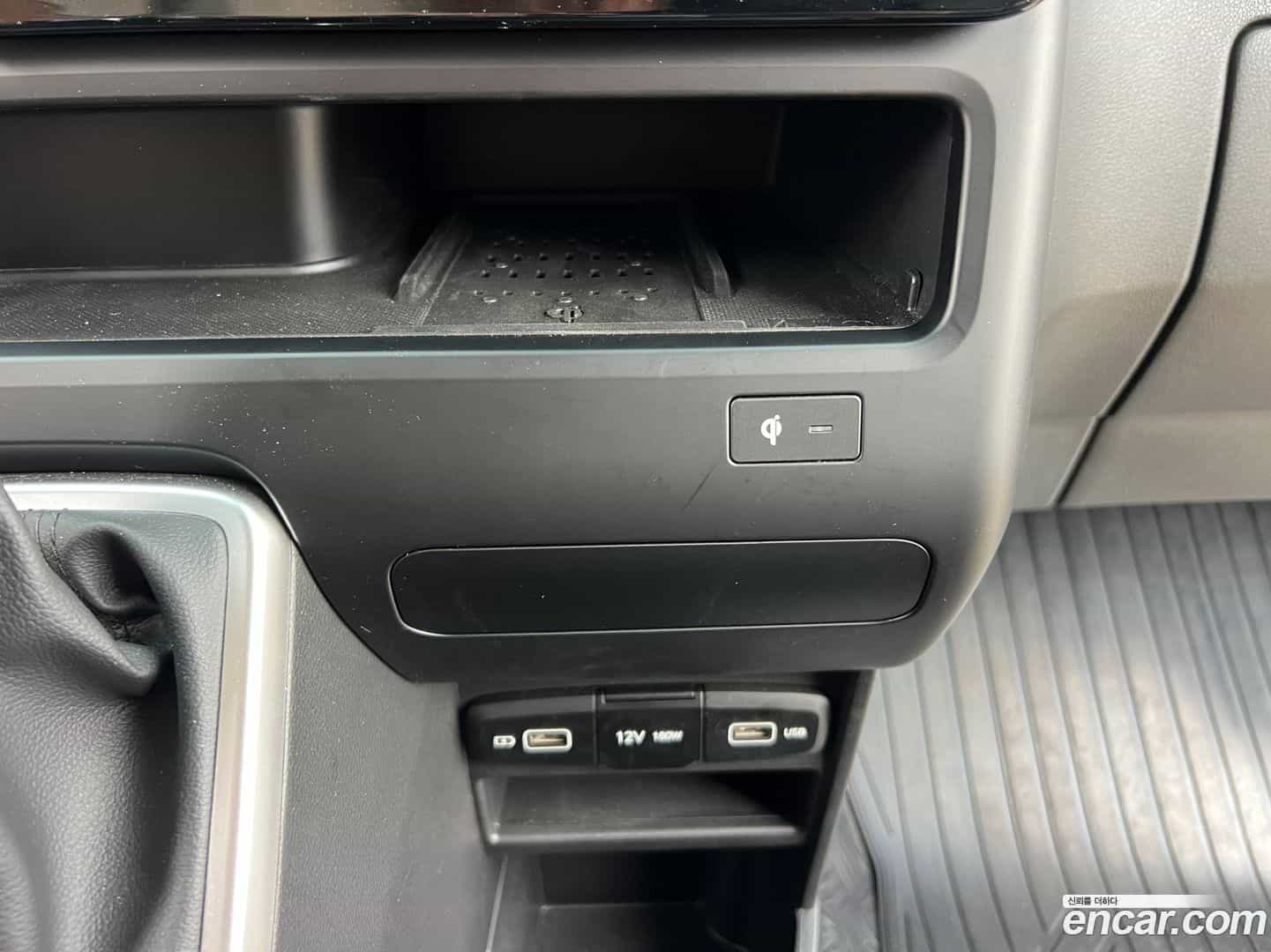 Staria Hyundai 2023.5-OPTION-019
