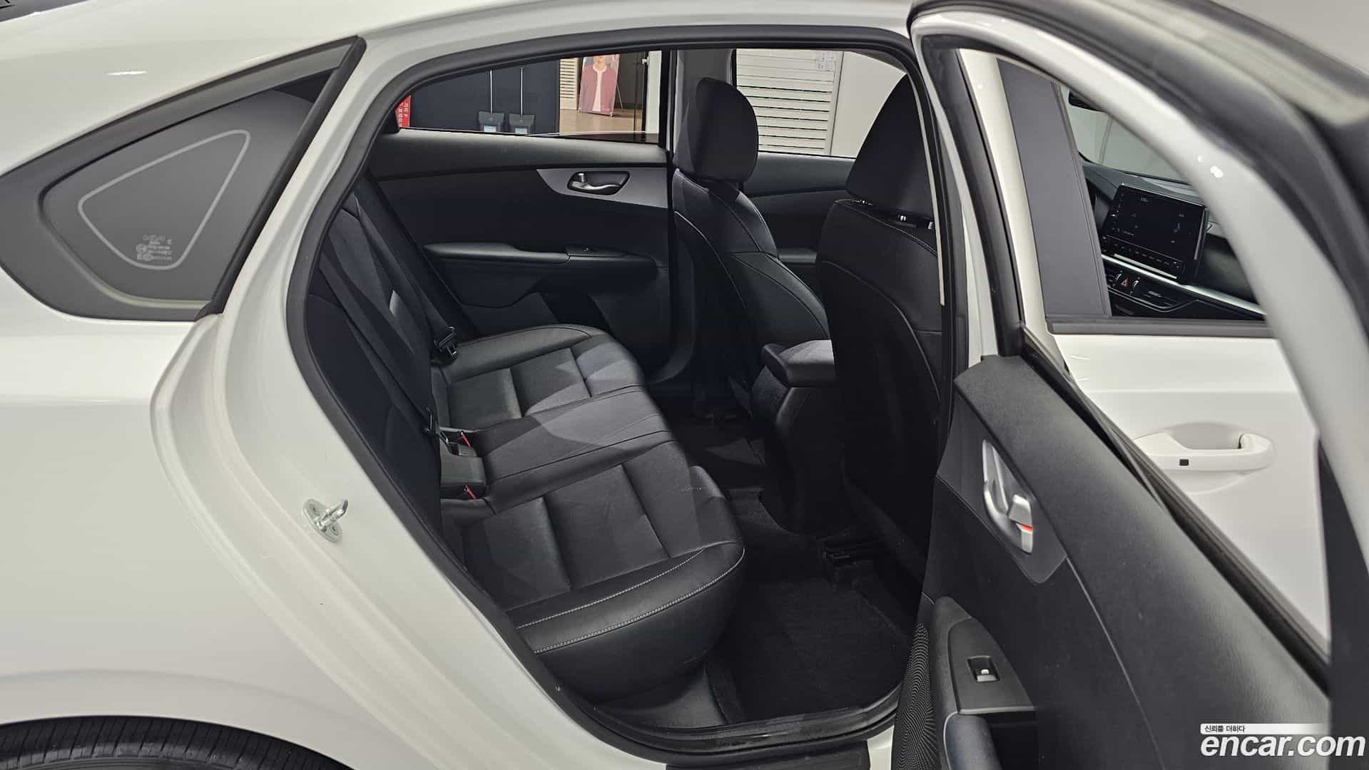 K3 Kia 2022.6-OPTION-015
