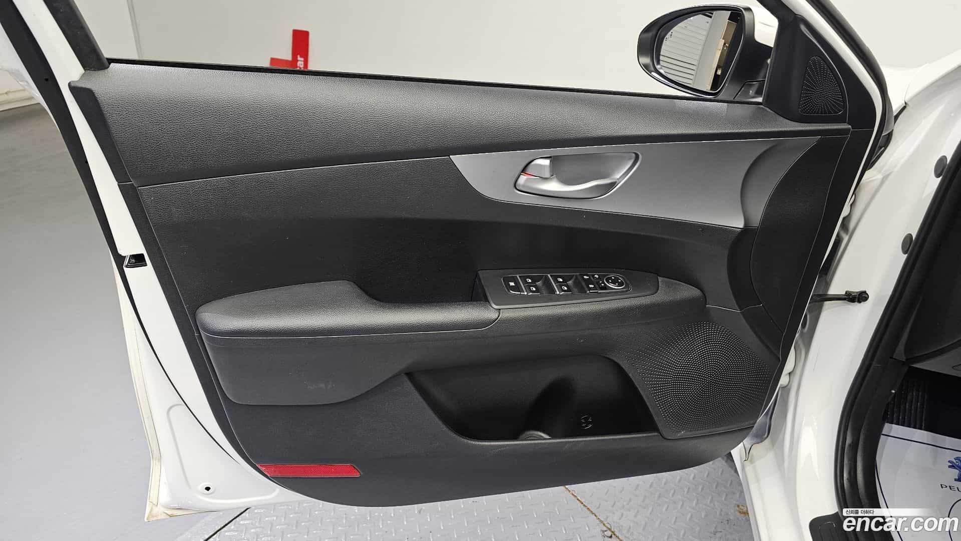 K3 Kia 2022.6-INNER-034