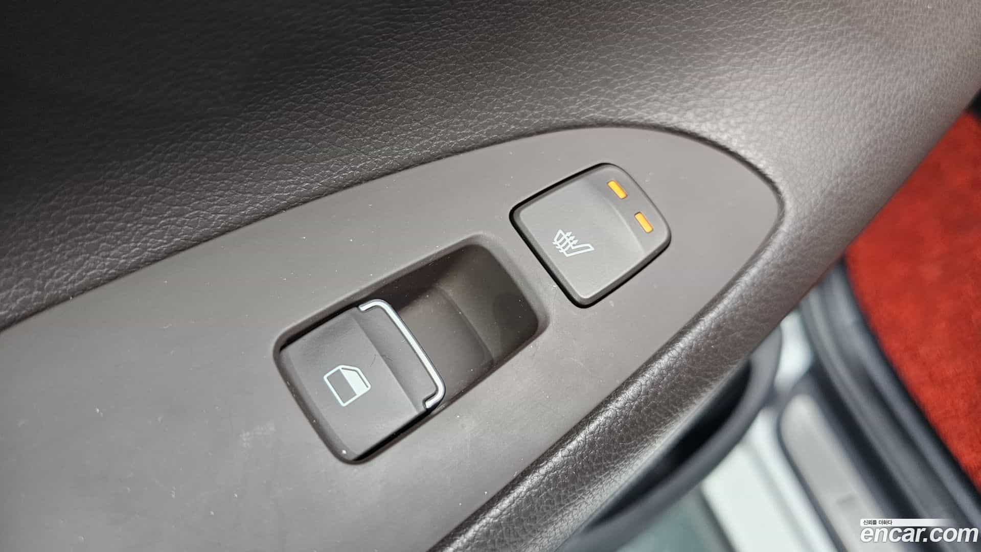 Grandeur Hyundai 2019.1-OPTION-046