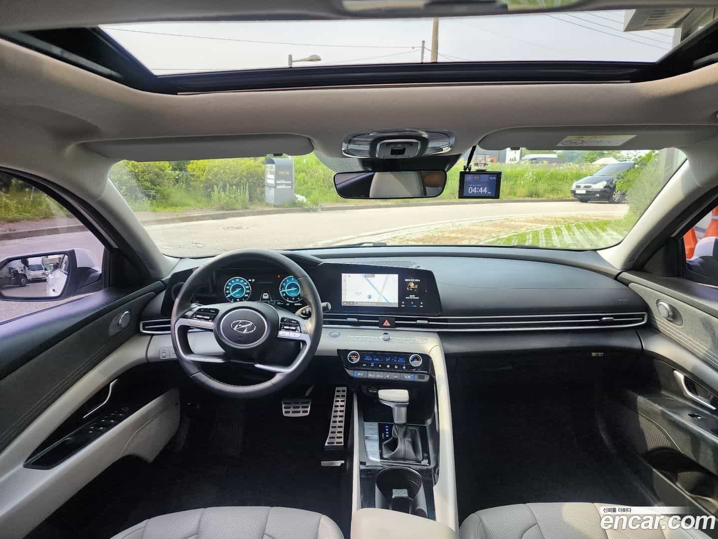AVANTE Hyundai 2021.4-INNER-007