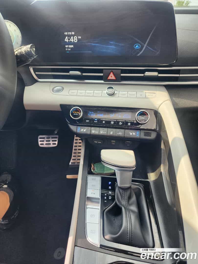 AVANTE Hyundai 2021.4-INNER-009