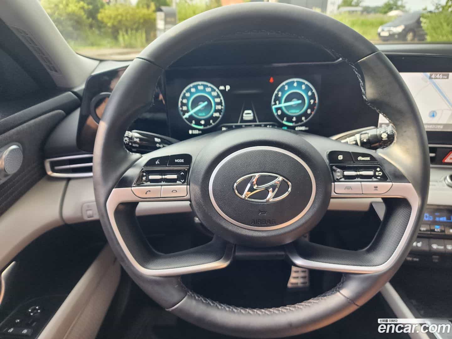 AVANTE Hyundai 2021.4-OPTION-022