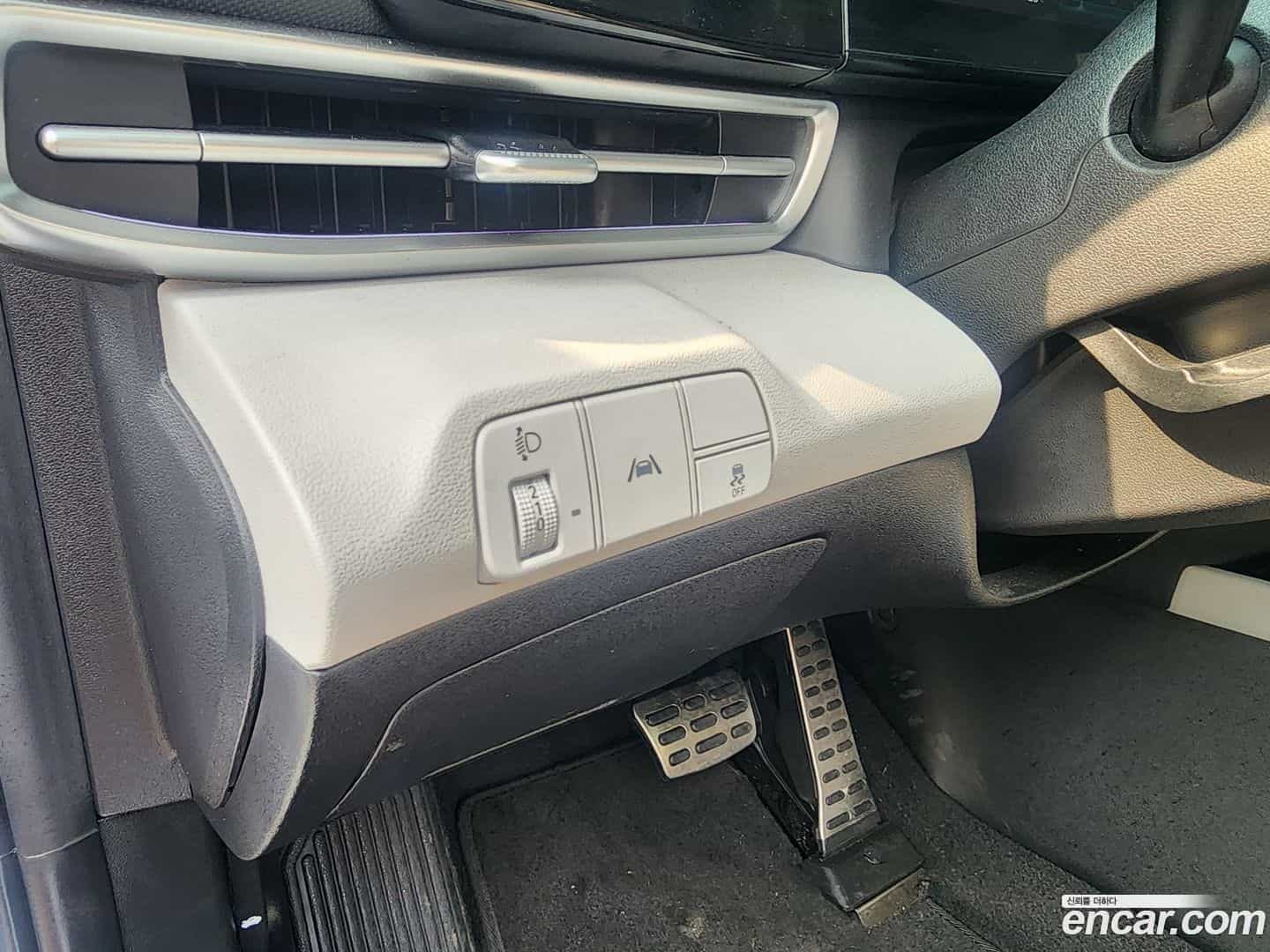 AVANTE Hyundai 2021.4-OPTION-024