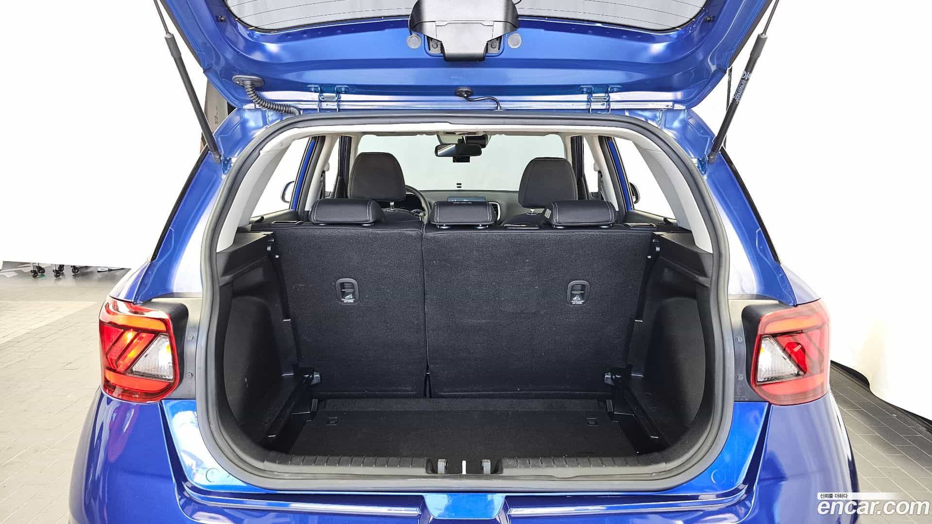 Venue Hyundai 2019.8-OPTION-024