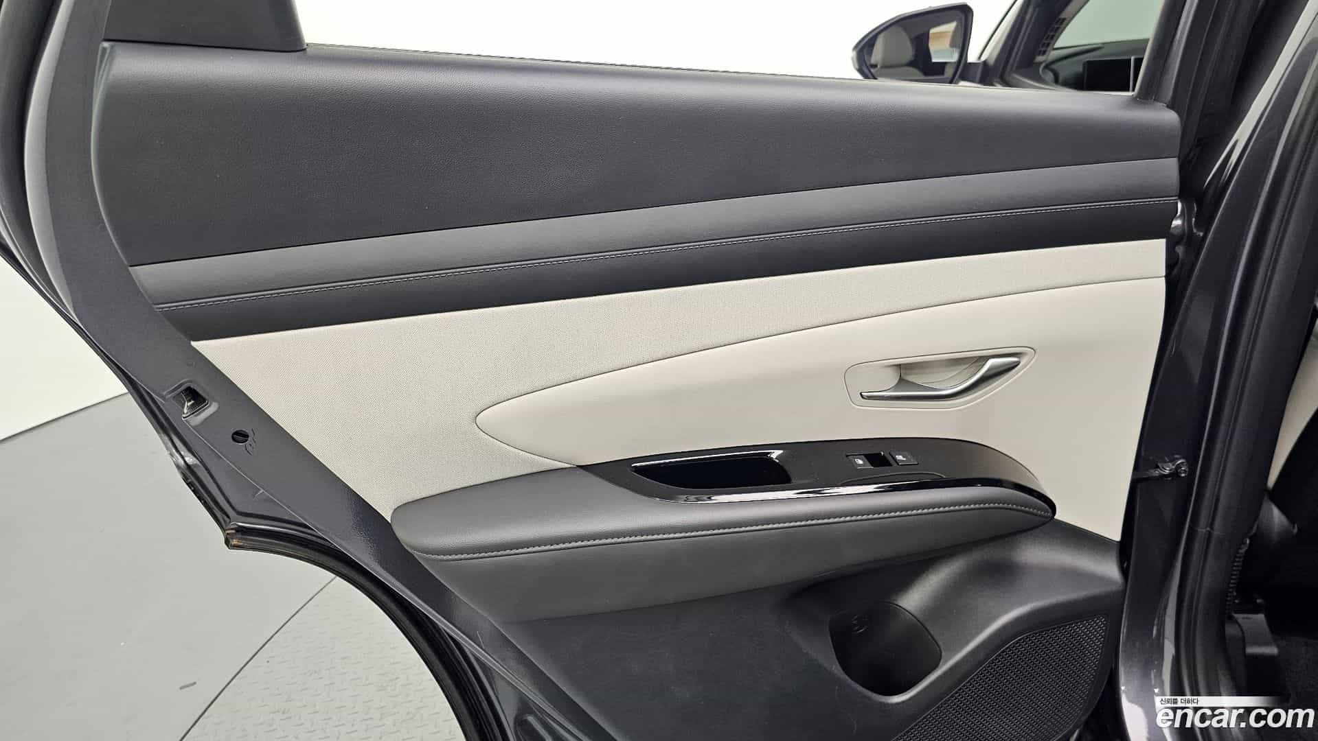Tucson Hyundai 2025.1-INNER-035