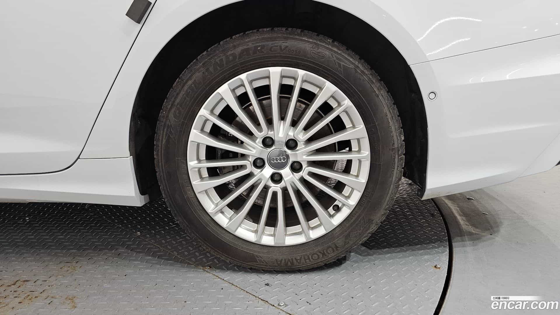 A6 Audi 2019.10-OUTER-031