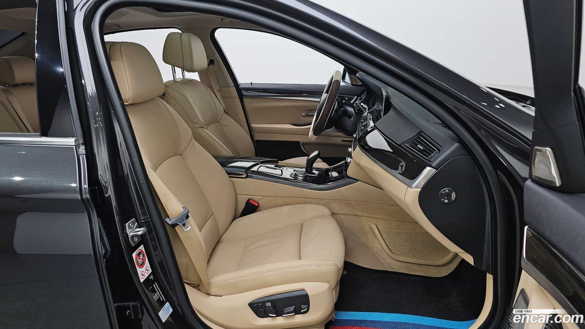 5-Series BMW 2015.6-OPTION-015